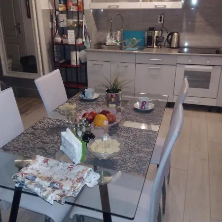 Grey Orchid - Studio * 부다페스트